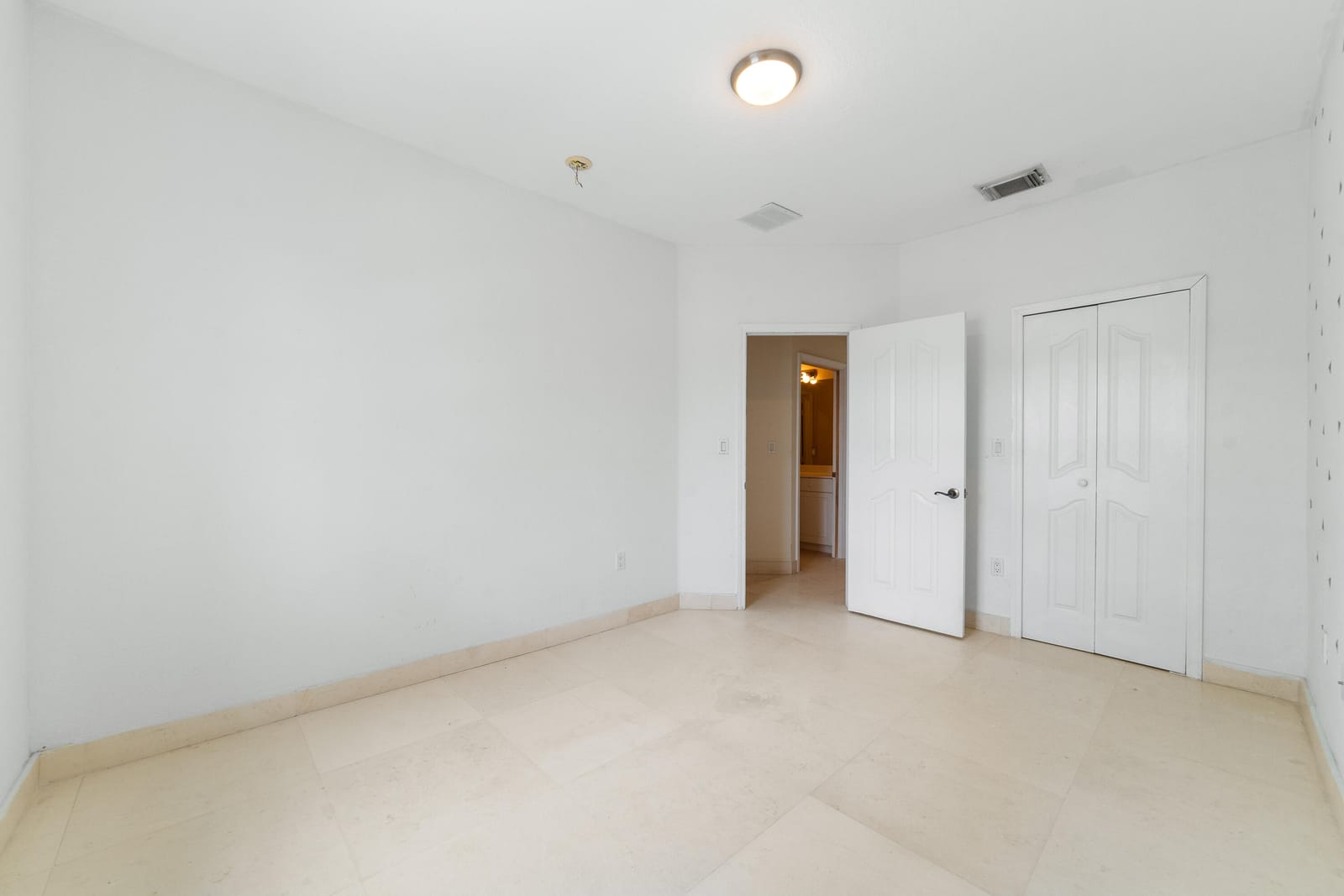 8022 NW 114th Place, Doral, FL 33178 photo 22