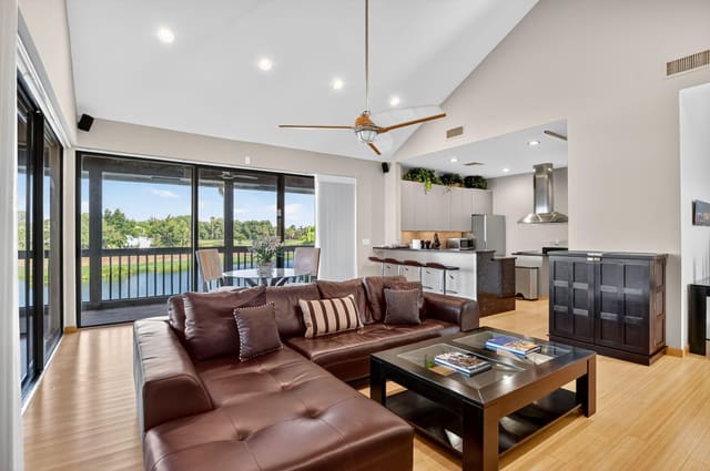 19309 Sabal Lake Drive 5062, sold in Sabal Lake West, Boca Raton, FL