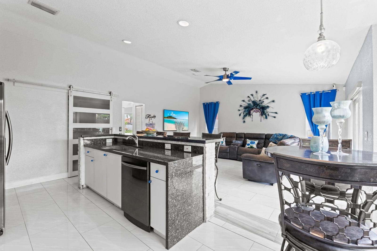 2301 E Lake Miramar Circle, Miramar, FL 33025 photo 12