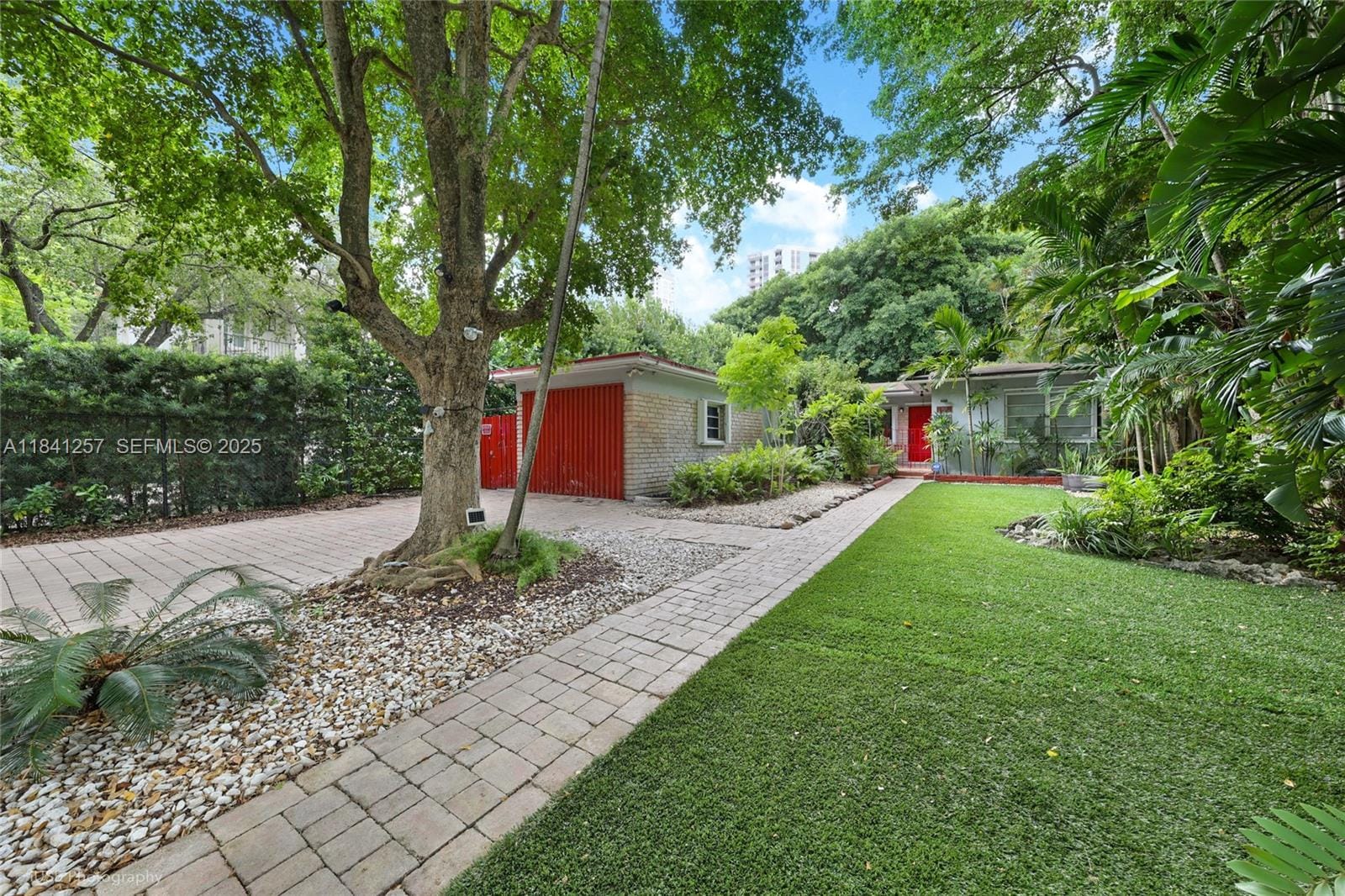 1615 S Miami Avenue, Miami, FL 33129