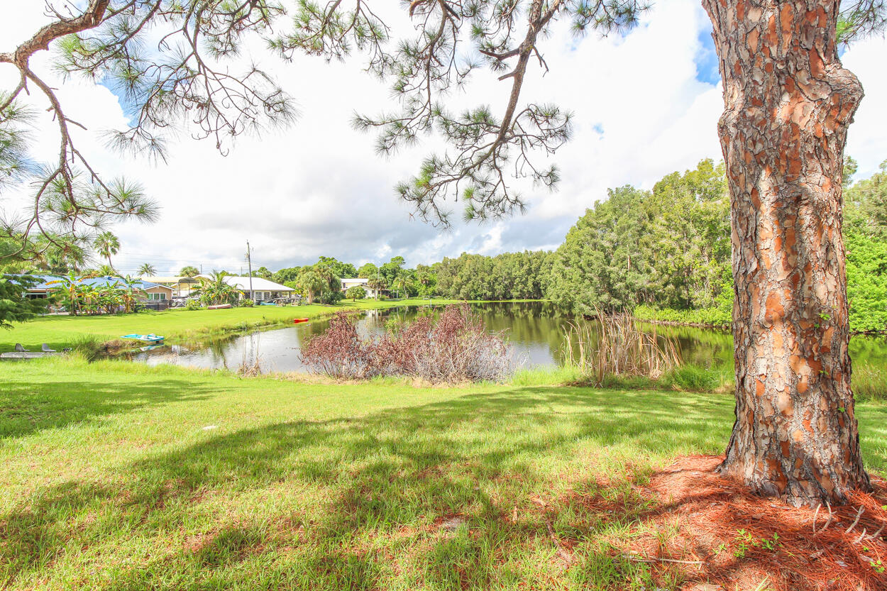 431 NE Julia Court, Jensen Beach, FL 34957 photo 13