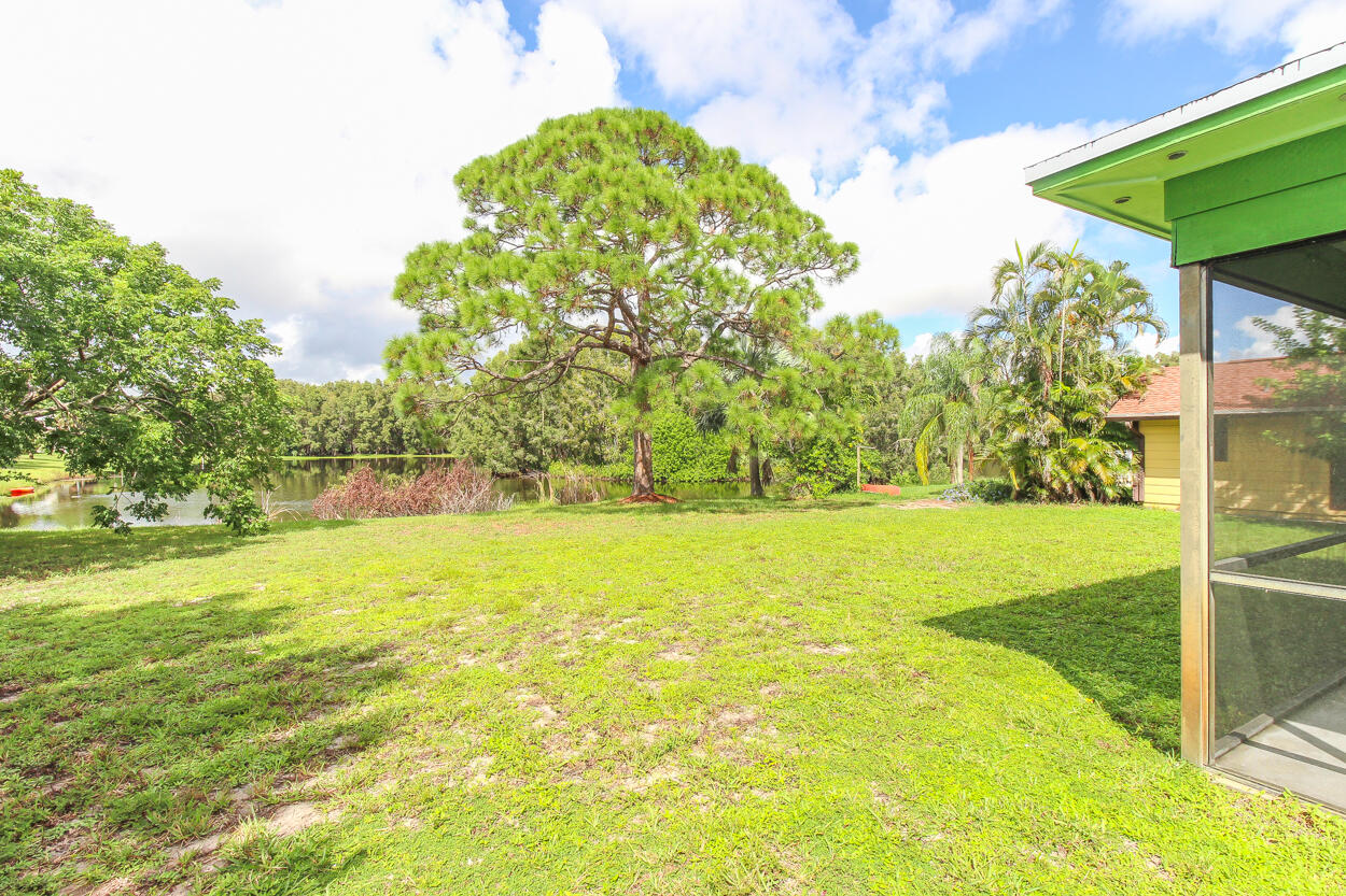 431 NE Julia Court, Jensen Beach, FL 34957 photo 6