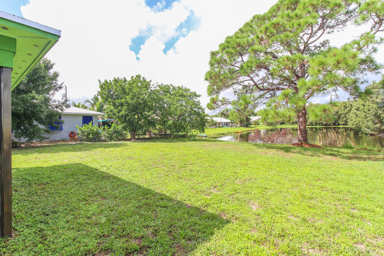 431 NE Julia Court, Jensen Beach, FL 34957 photo 7