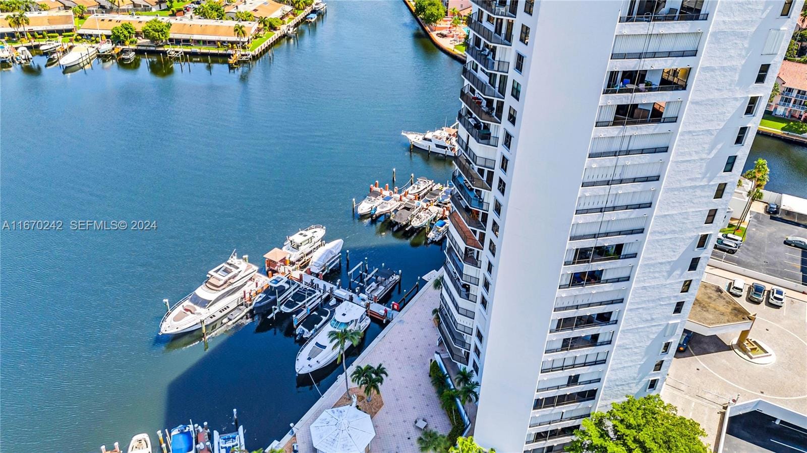 300 Three Islands Boulevard 815, Hallandale Beach, FL 33009 photo 17