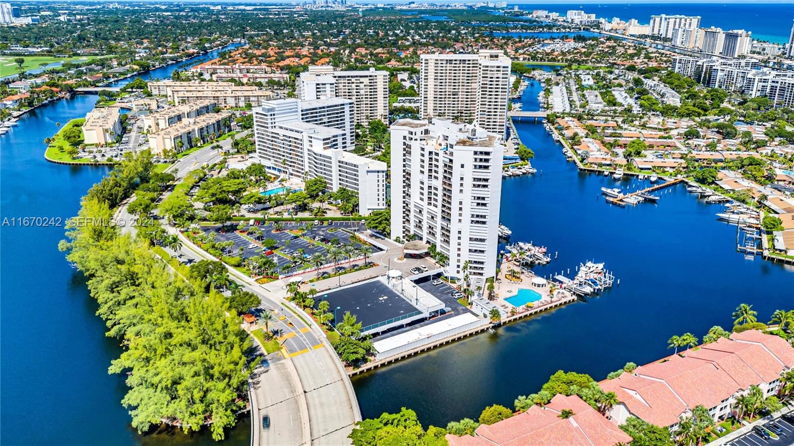 300 Three Islands Boulevard 815, Hallandale Beach, FL 33009 photo 9