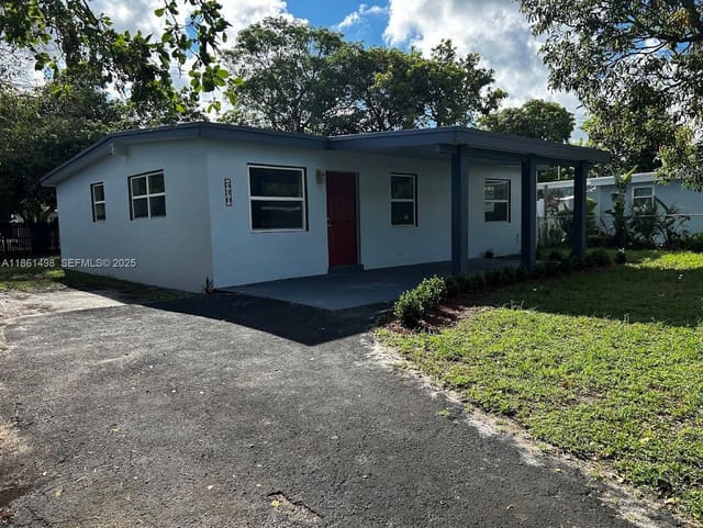 530 NW 30th Avenue, sold in Boulevard Gardens First A, Fort Lauderdale, FL