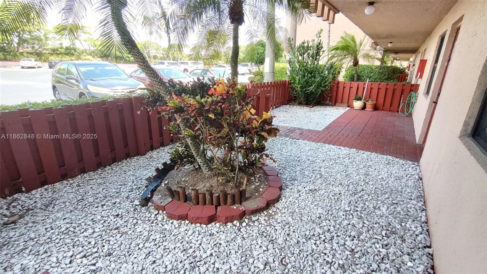 7220 Lake Cir Drive 106, Margate, FL 33063 photo 2