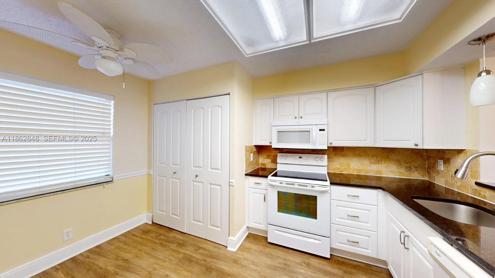 7220 Lake Cir Drive 106, Margate, FL 33063 photo 5