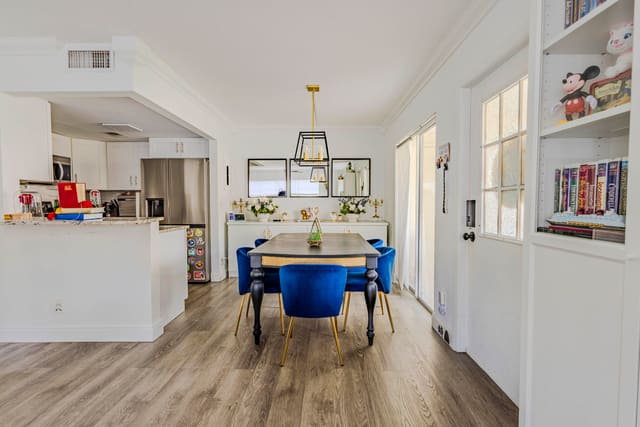 212 Foxtail Drive H, sold in Charter Club Of Palm Beach, Greenacres, FL
