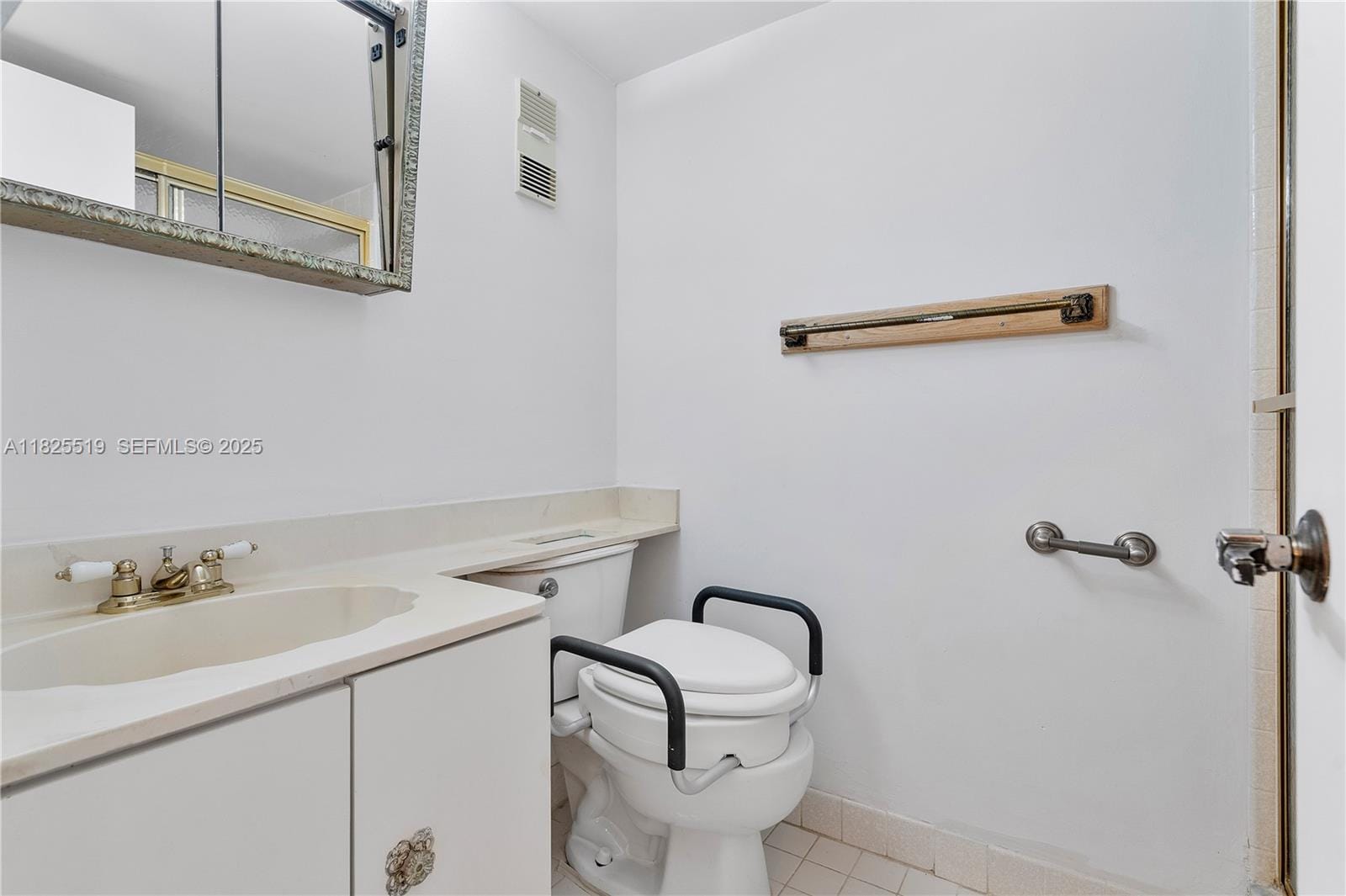 3940 Inverrary Boulevard 106-A, Lauderhill, FL 33319 photo 14