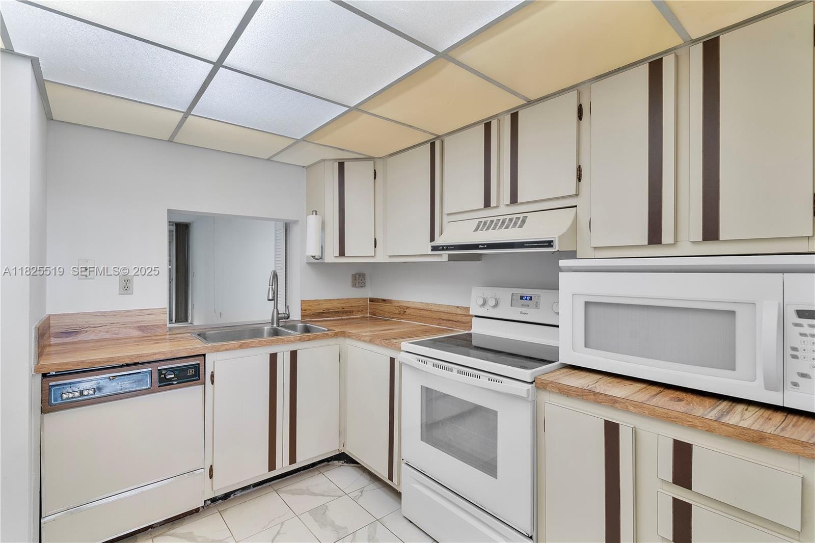 3940 Inverrary Boulevard 106-A, Lauderhill, FL 33319 photo 9