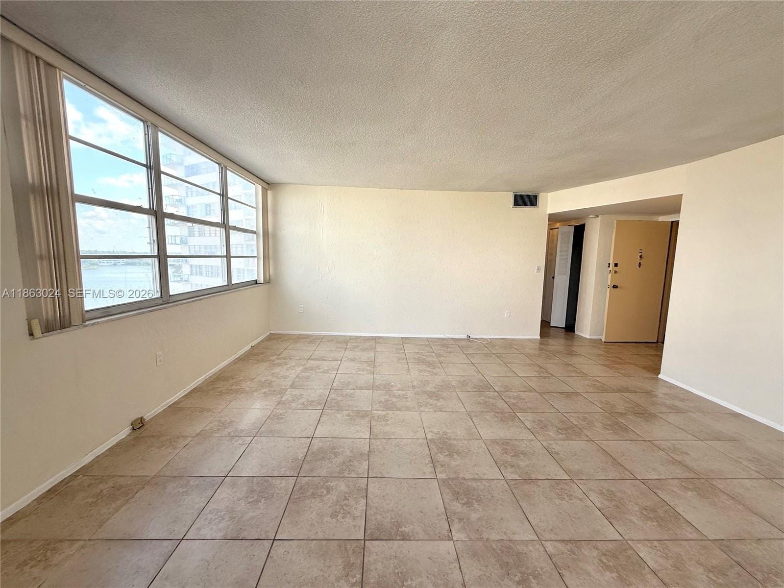 1351 NE Miami Gardens Drive 626E — photo 12