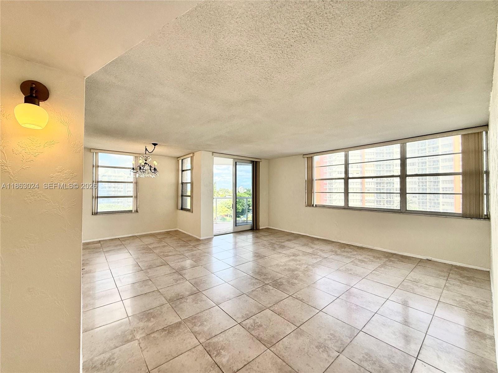 1351 NE Miami Gardens Drive 626E — photo 9