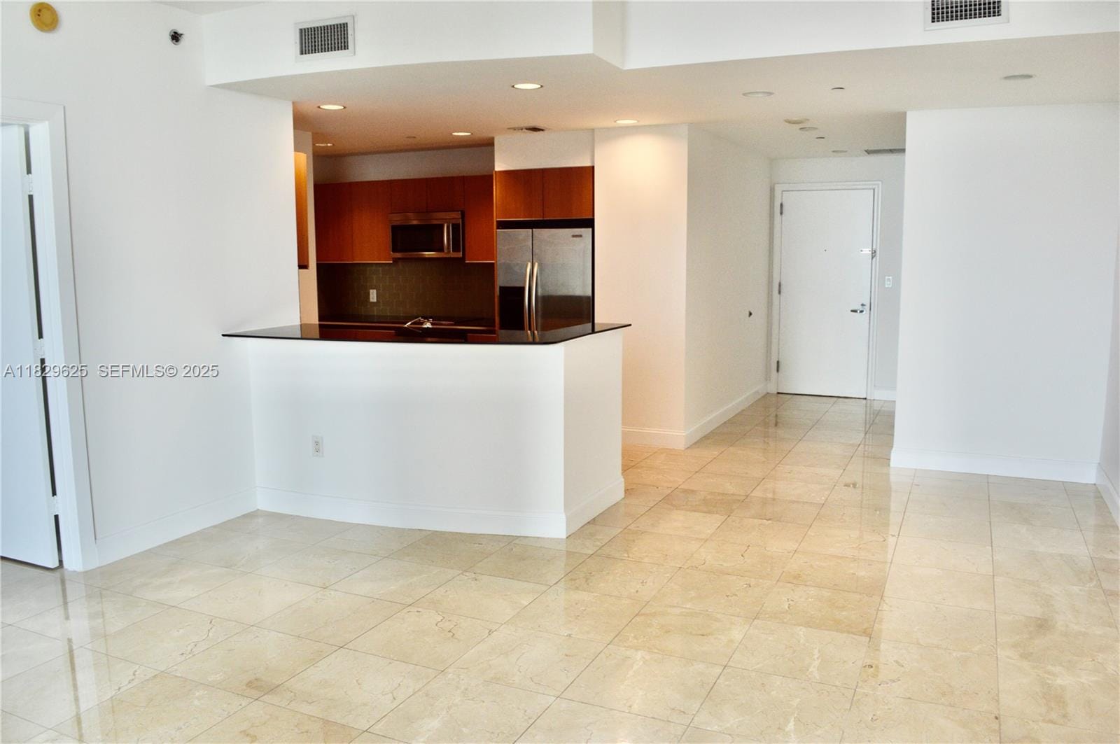 1060 Brickell Avenue 3705, Miami, FL 33131 photo 3