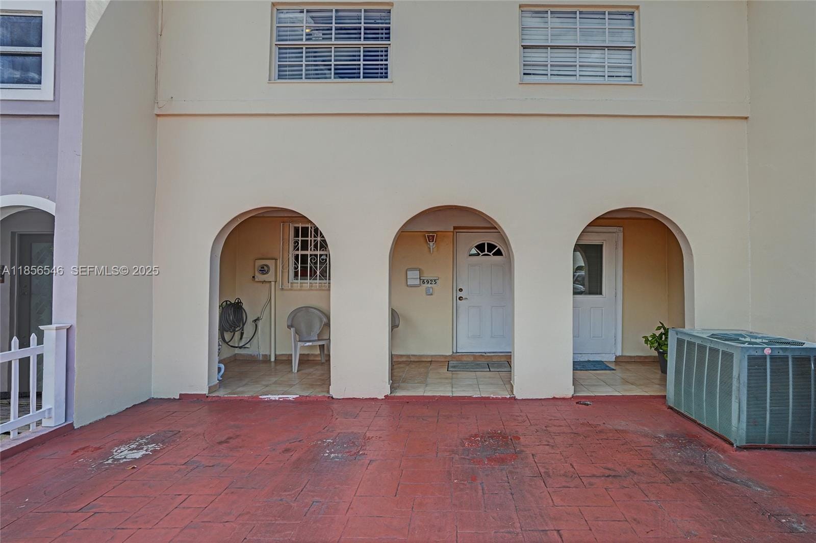 6925 W 3rd Avenue, Hialeah, FL 33014 photo 4