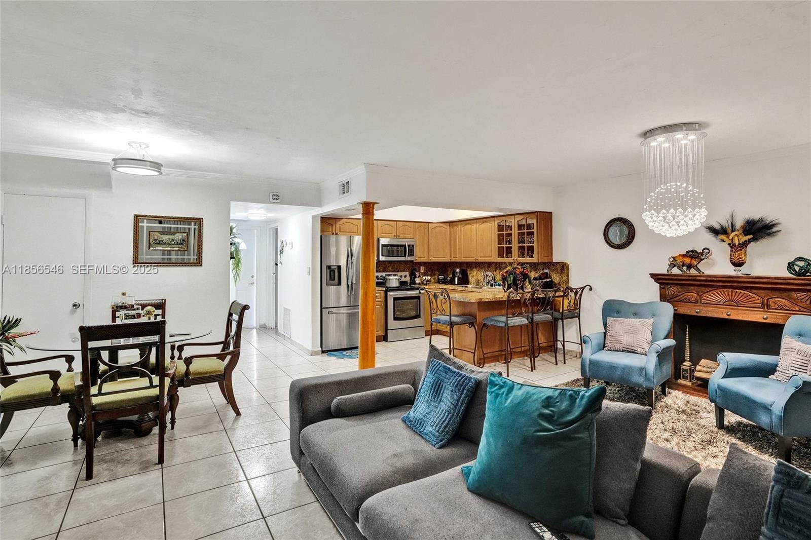 6925 W 3rd Avenue, Hialeah, FL 33014 photo 6