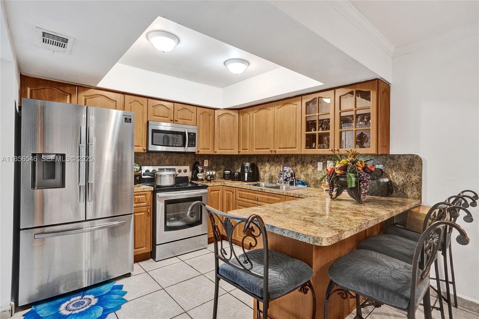 6925 W 3rd Avenue, Hialeah, FL 33014 photo 10