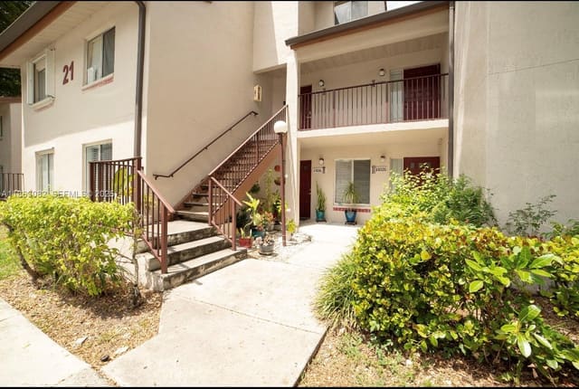 14016 SW 91st Terrace 14016, Miami, FL 33186