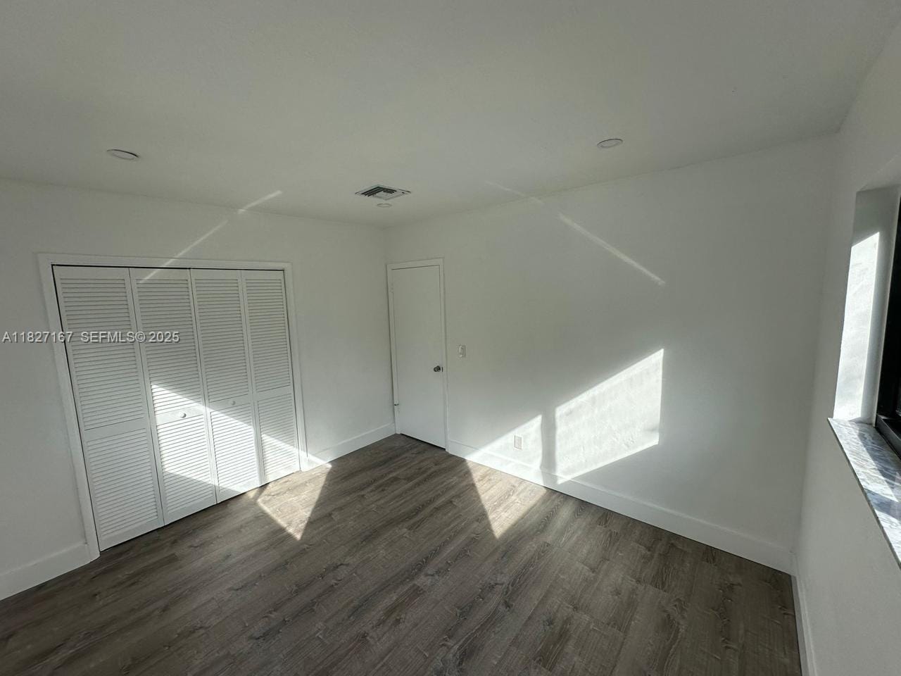 21410 NE 24th Court, Miami, FL 33180 photo 18