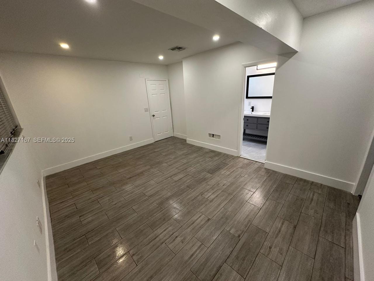21410 NE 24th Court, Miami, FL 33180 photo 29