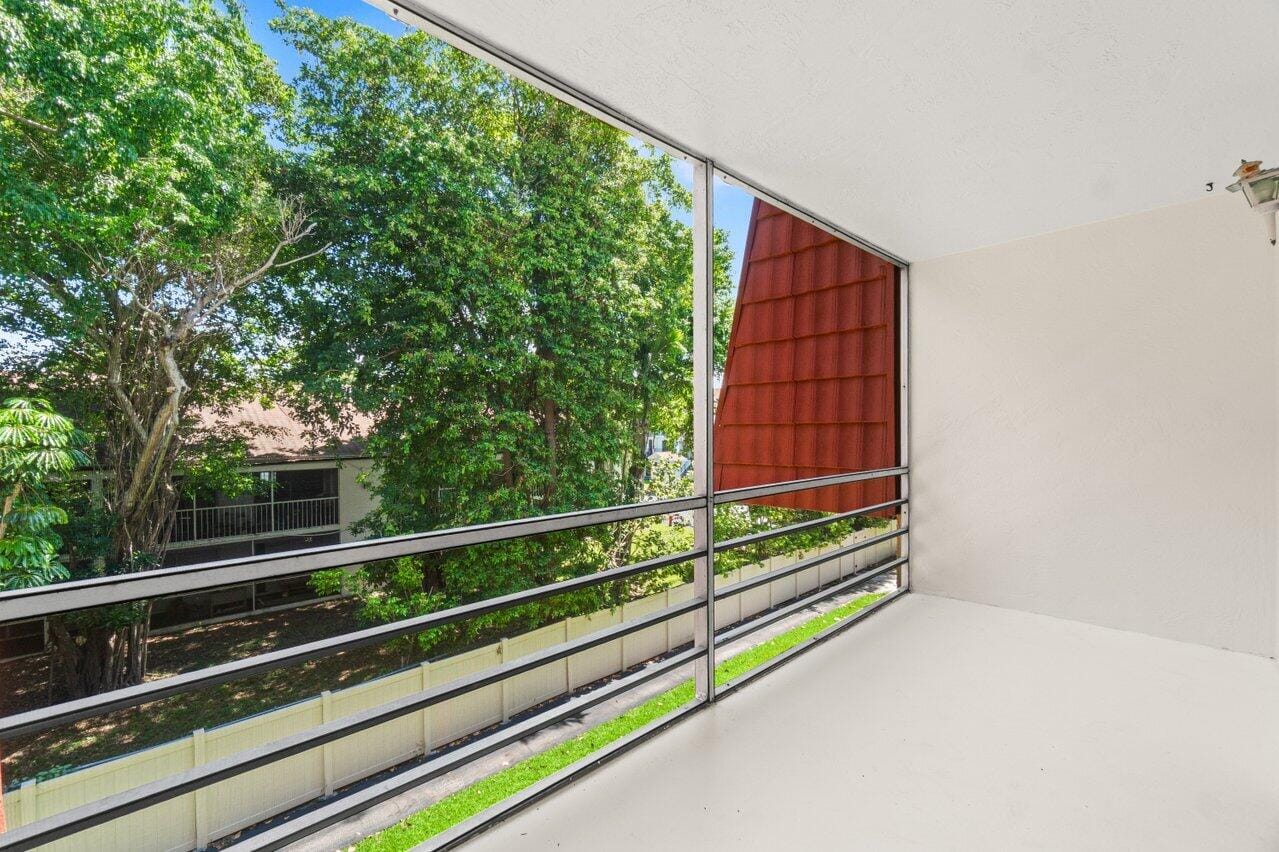 22615 SW 66th Avenue 310, Boca Raton, FL 33428 photo 20