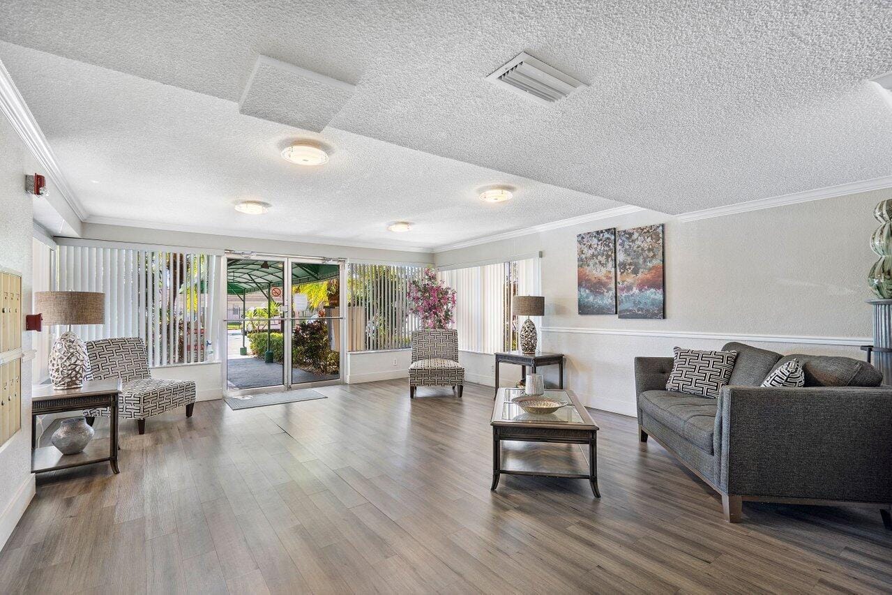 22615 SW 66th Avenue 310, Boca Raton, FL 33428 photo 23