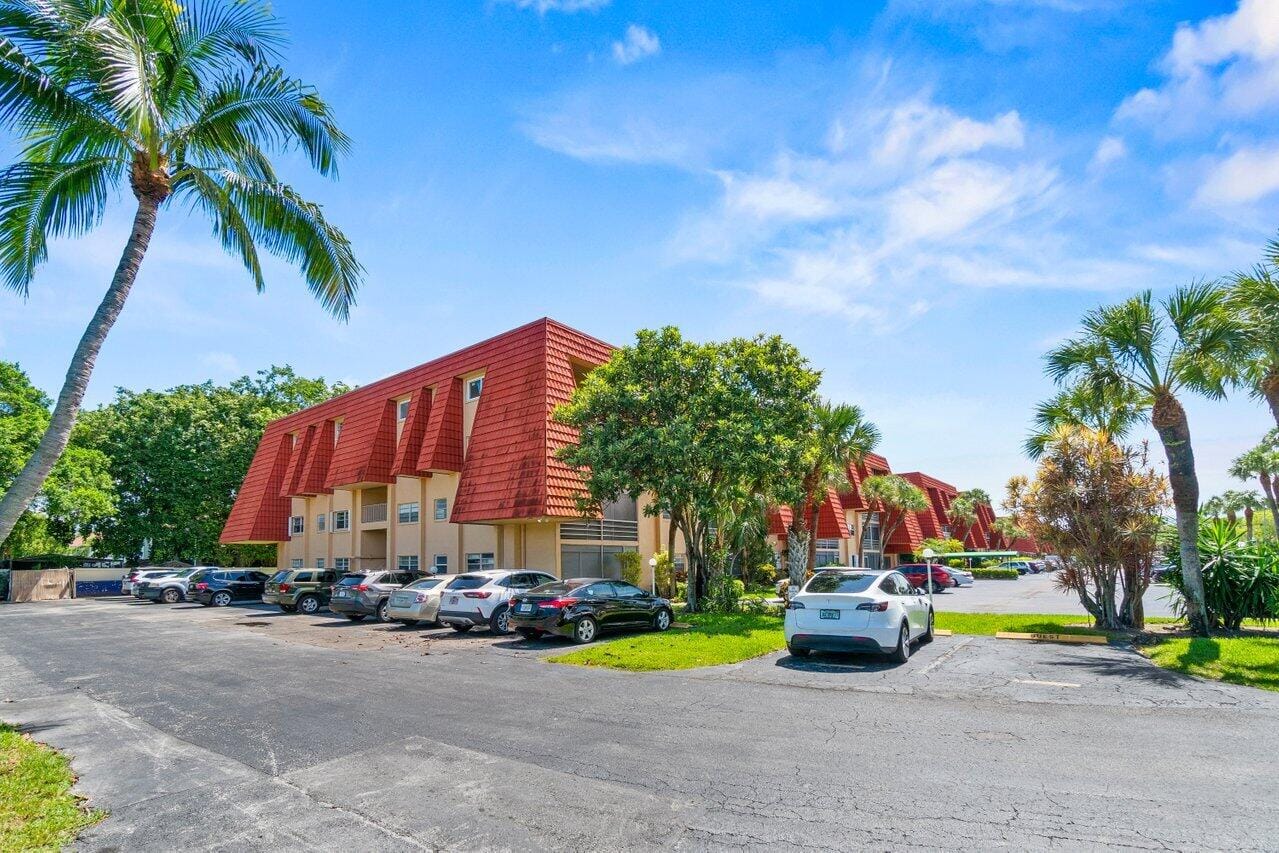 22615 SW 66th Avenue 310, Boca Raton, FL 33428 photo 26