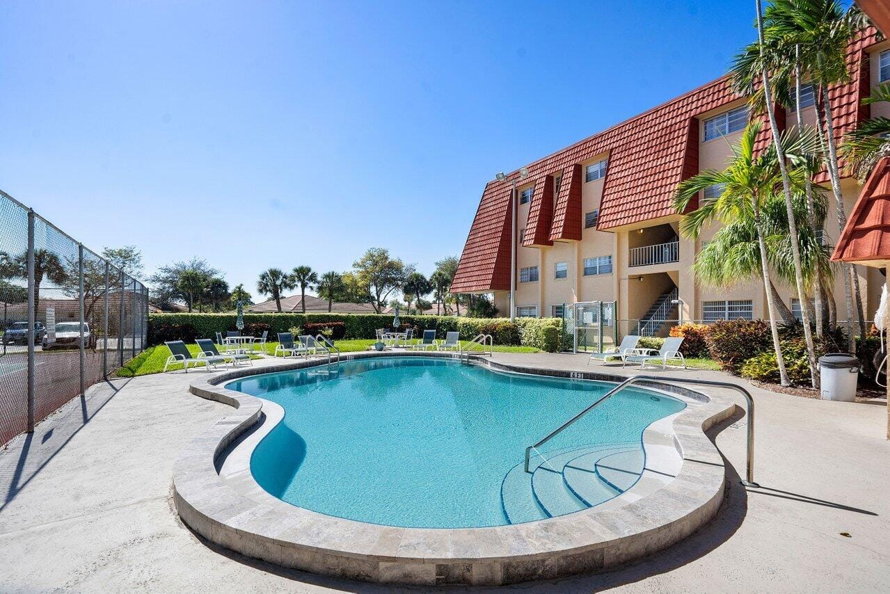 22615 SW 66th Avenue 310, Boca Raton, FL 33428 photo 29