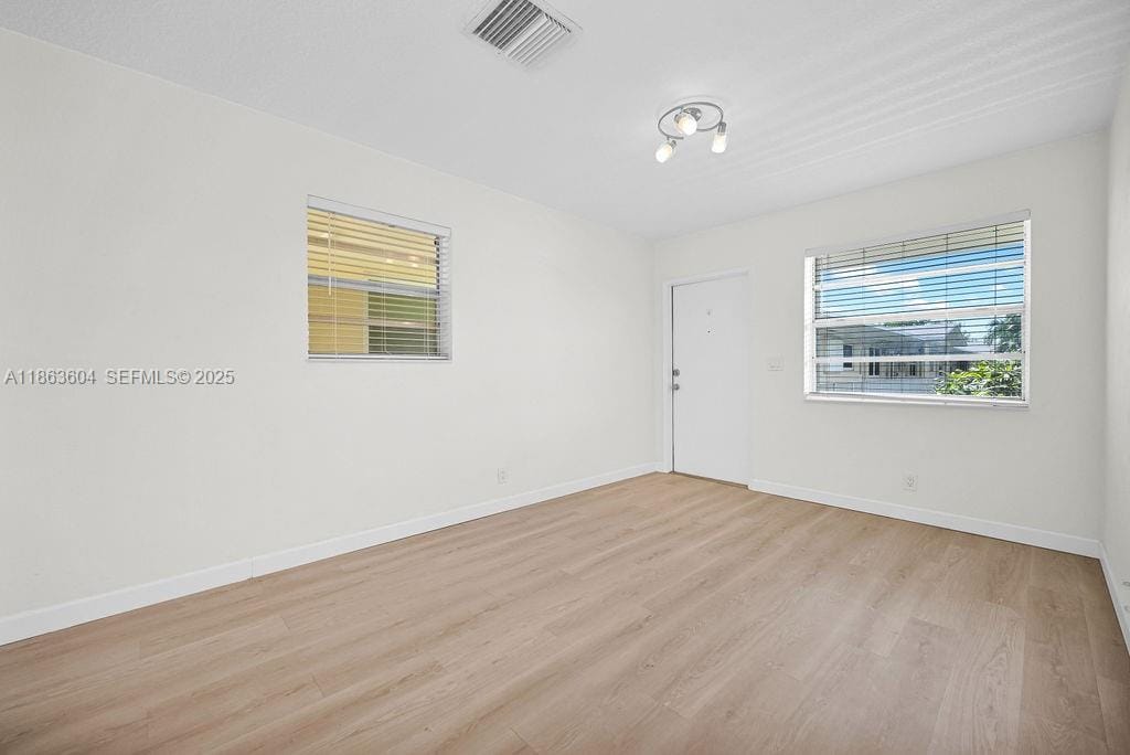 1301 N 12th Court 3B — photo 4
