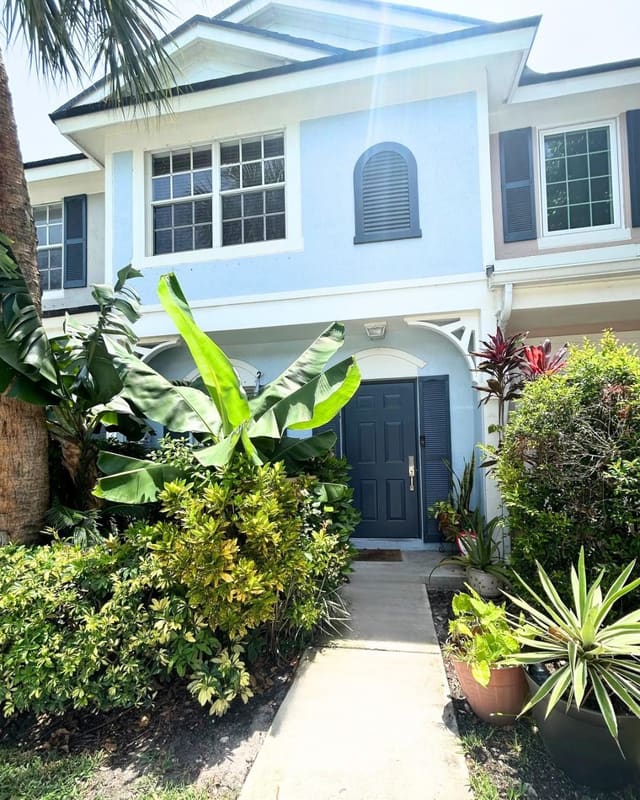 3336 Confetti Lane 80-9, sold in Fiesta, Margate, FL