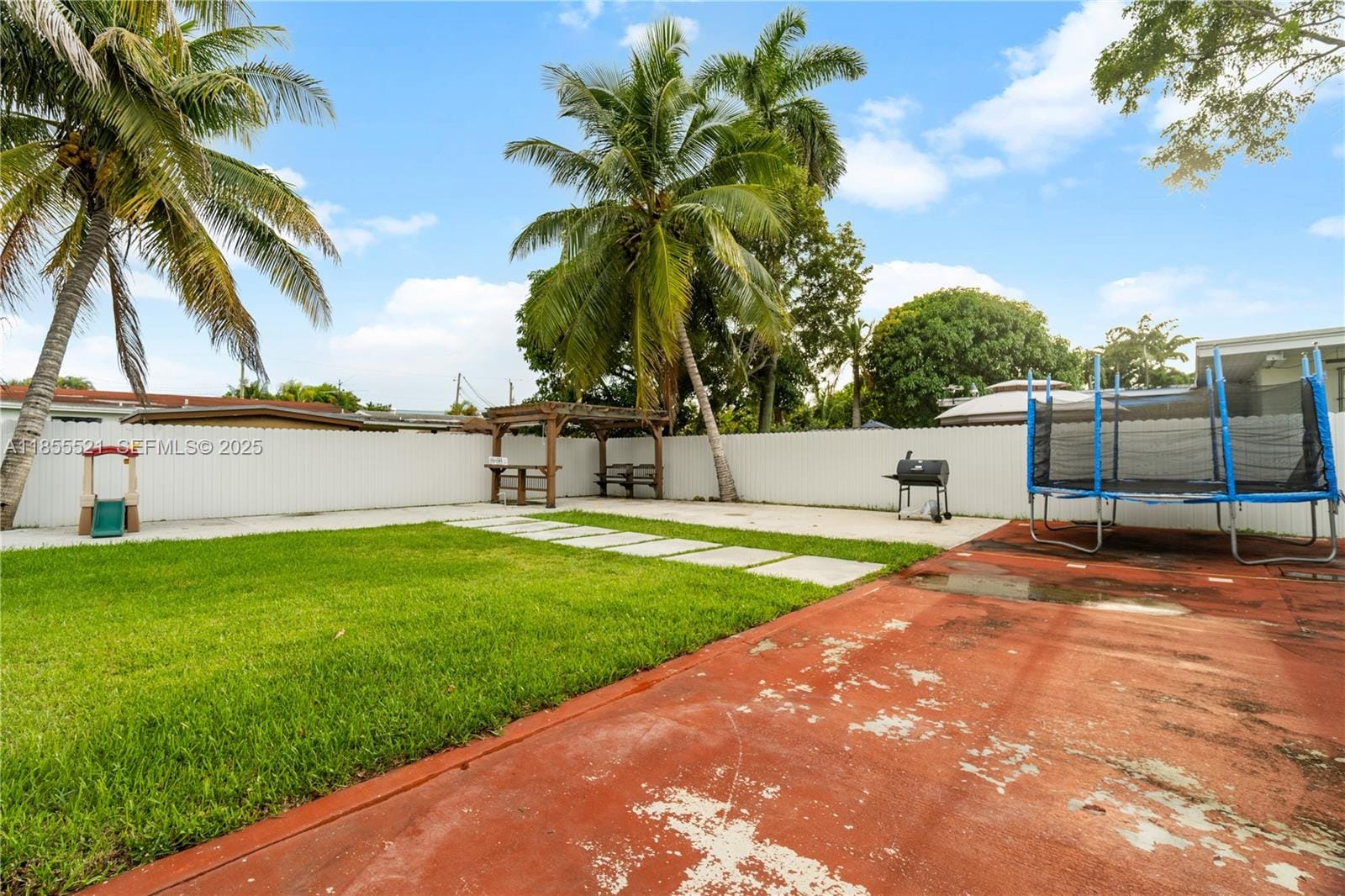 7230 NW 5th Street, Miami, FL 33126 photo 17