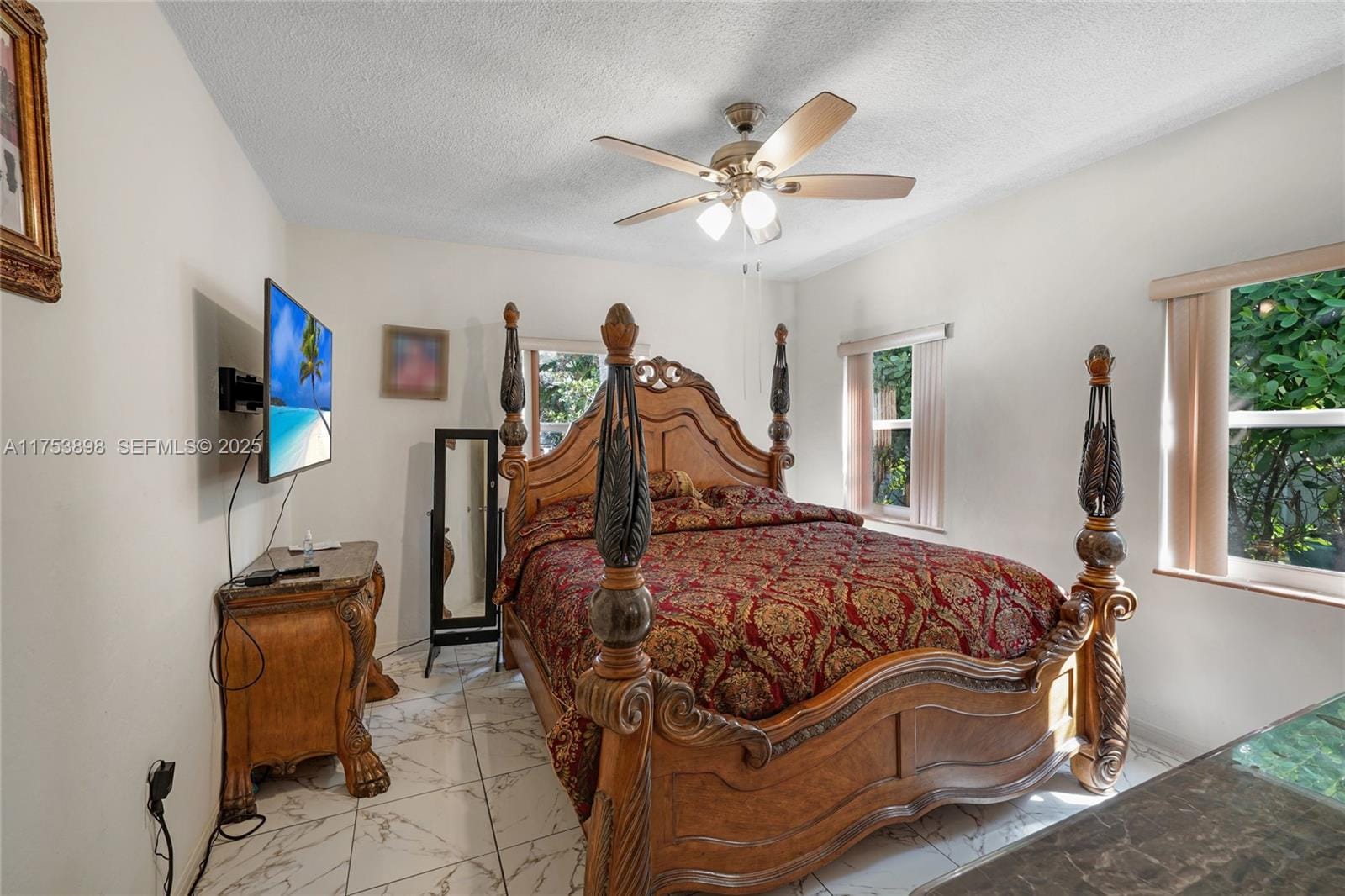 4727 NE 1st Court, Miami, FL 33137 photo 24