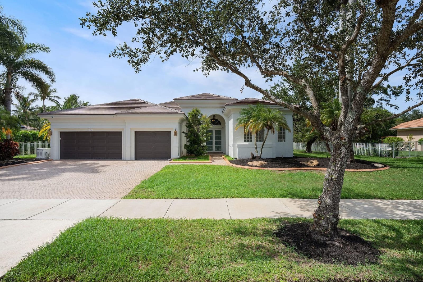 15651 SW 15 Street, Davie, FL 33326 photo 4