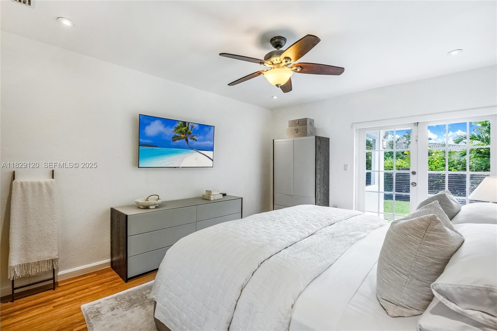 8811 Hawthorne Avenue, Surfside, FL 33154 photo 28
