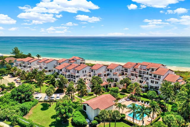 4651 NE Ocean Boulevard B-30, Jensen Beach, FL 34957