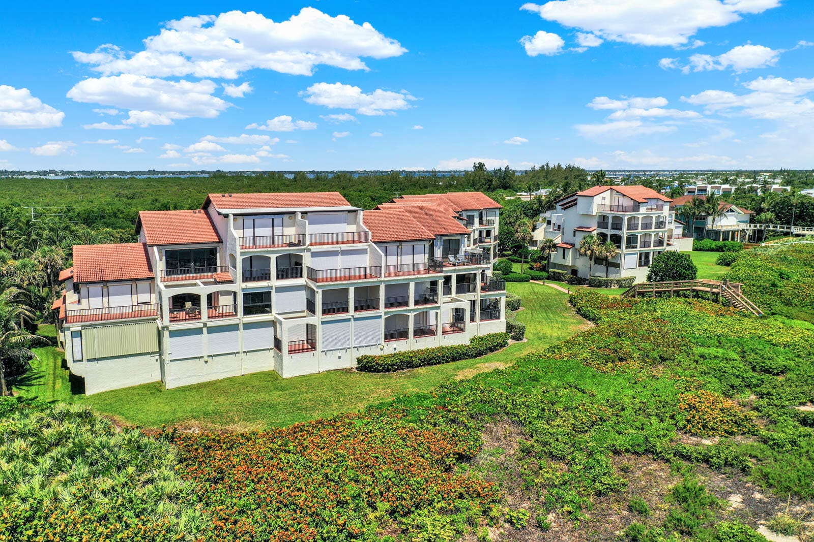 4651 NE Ocean Boulevard B-30, Jensen Beach, FL 34957 photo 3