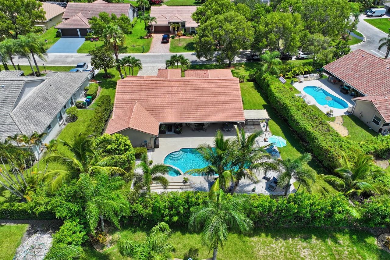 10665 NW 49th Place, Coral Springs, FL 33076