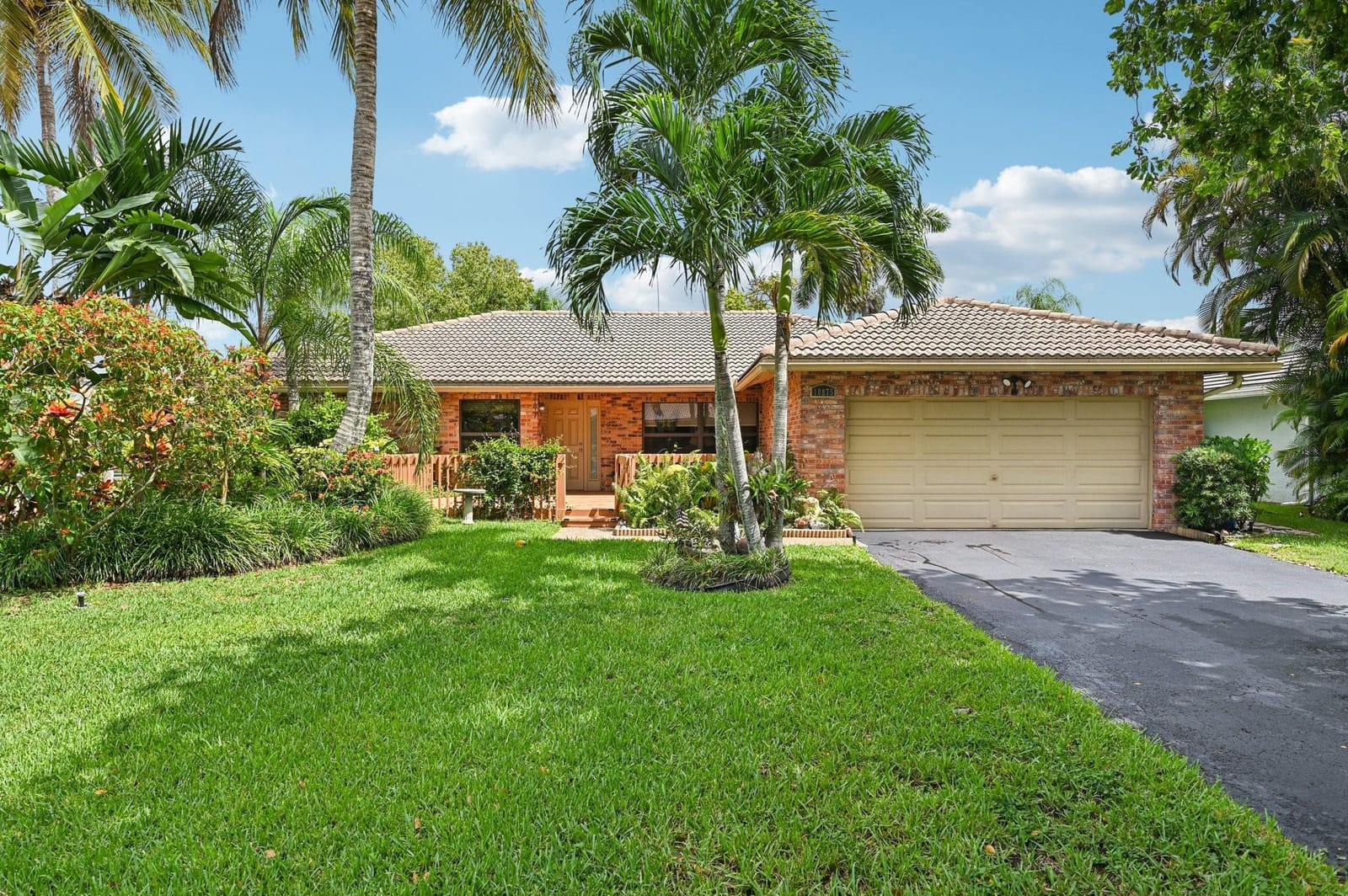10875 NW 17th Manor, Coral Springs, FL 33071