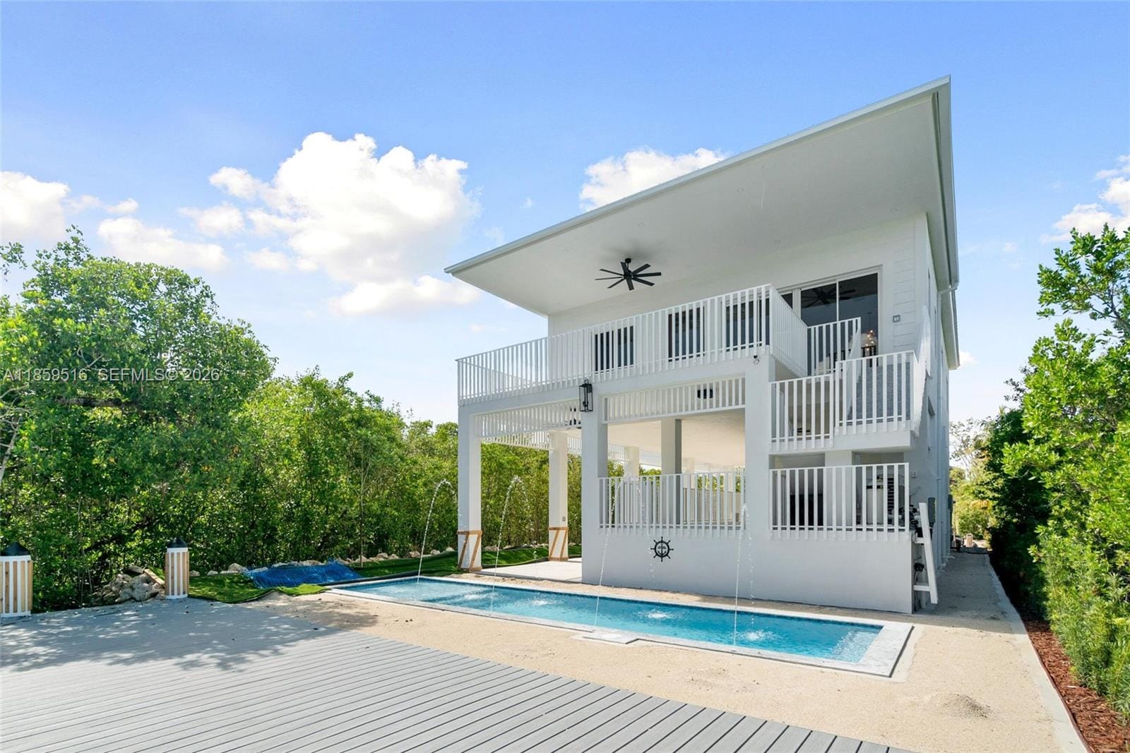 862 Cardinal Lane, Key Largo, FL 33037