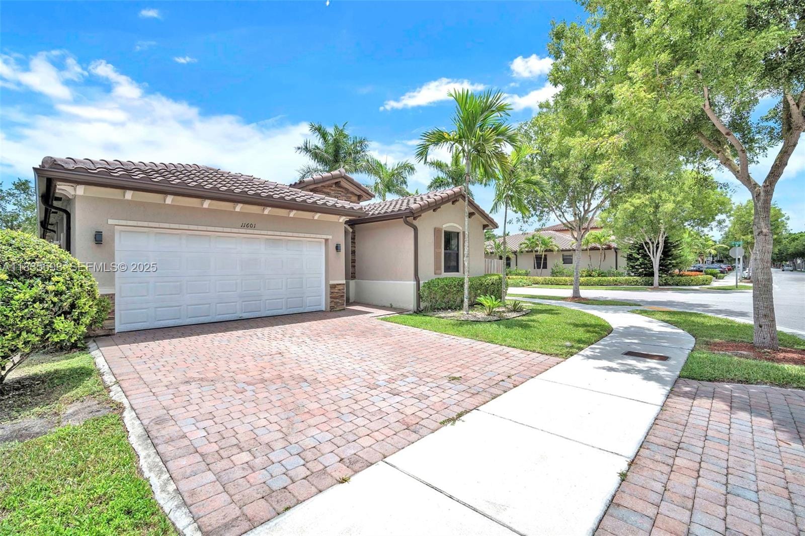 11601 SW 151st Place, Miami, FL 33196 photo 2