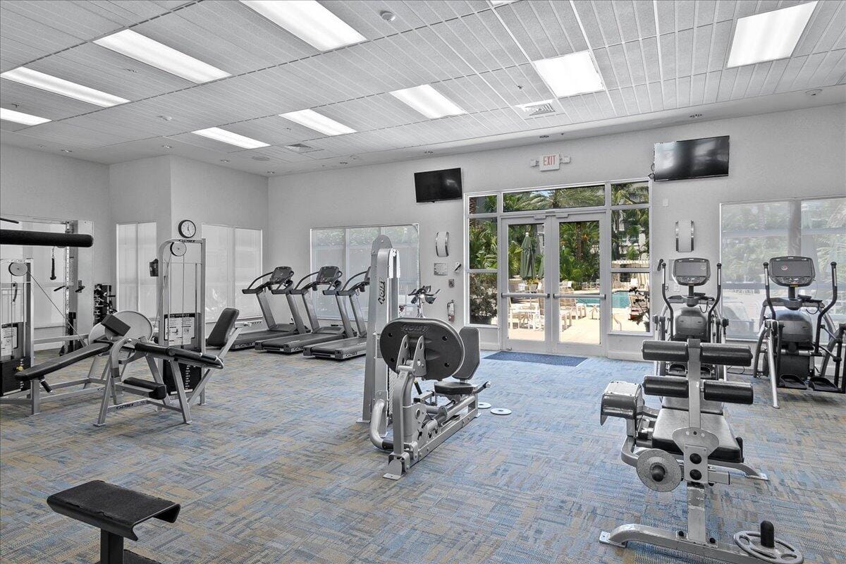 600 S Dixie Highway 535, West Palm Beach, FL 33401 photo 22