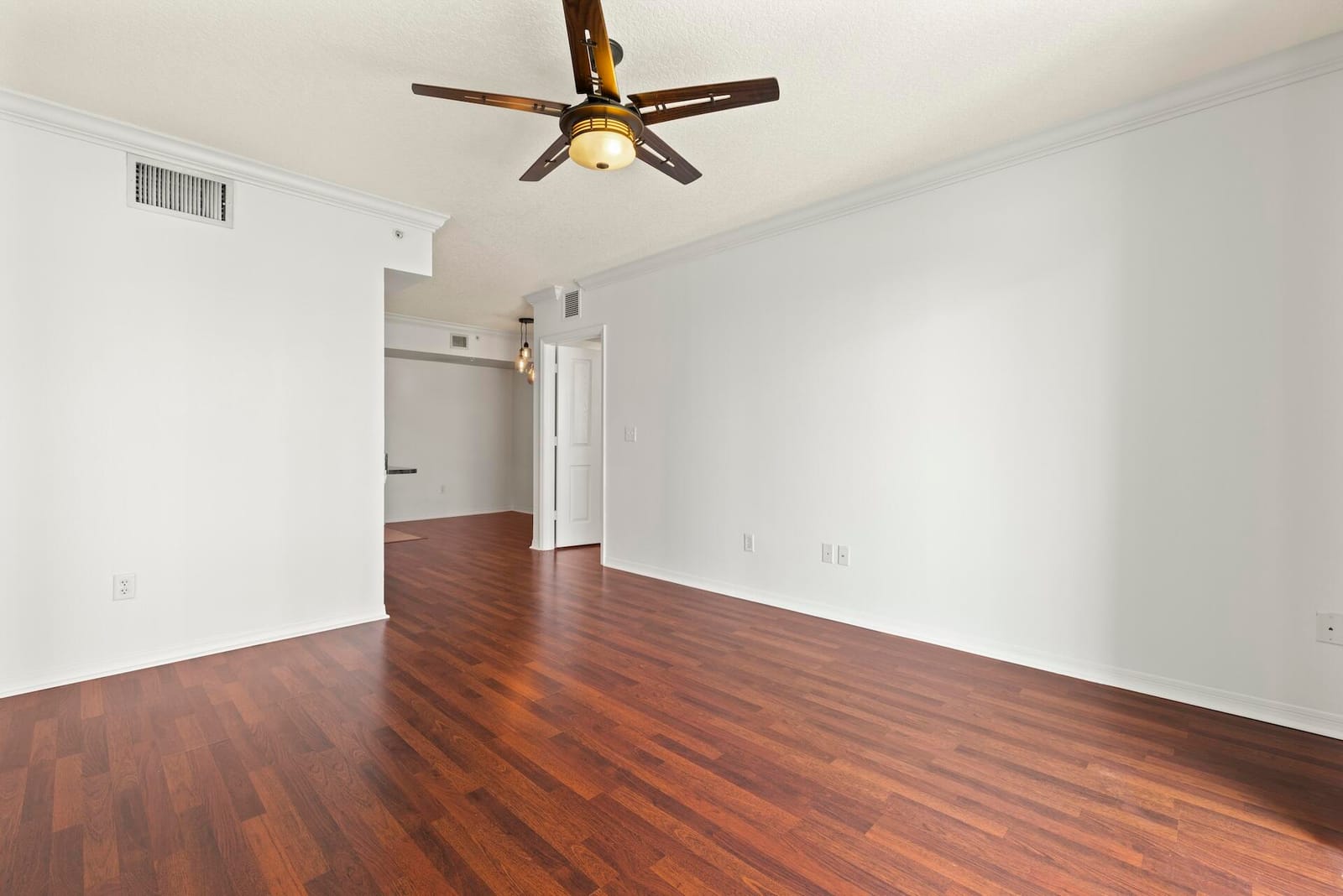 600 S Dixie Highway 535 — photo 4