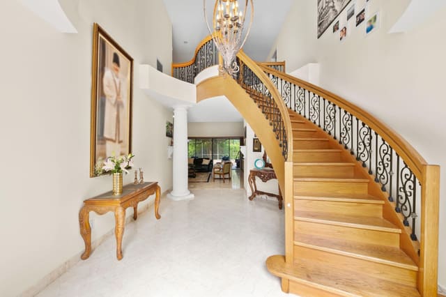 1935 Las Colinas Way, sold in Eagle Glen, Coral Springs, FL