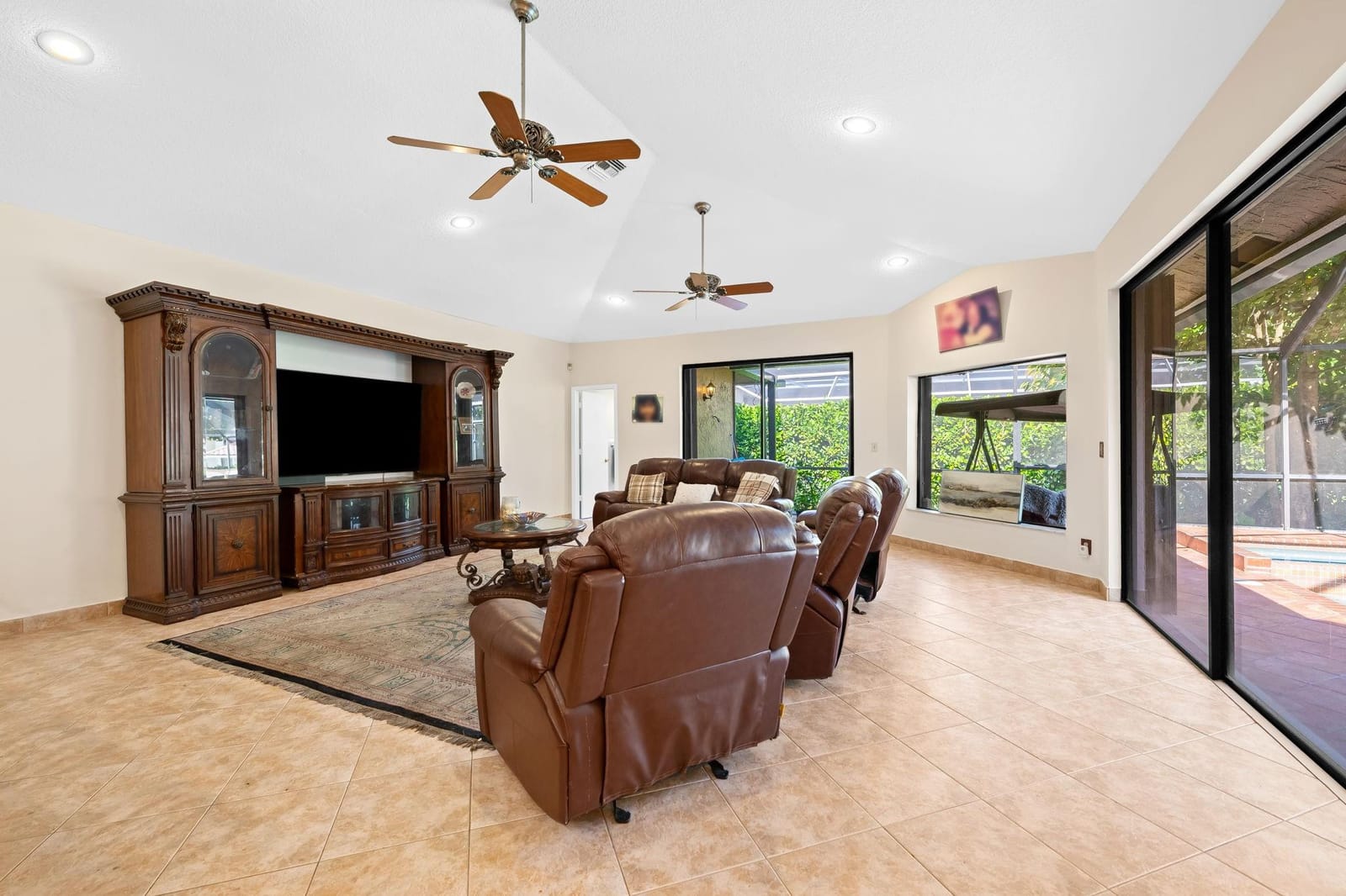 1935 Las Colinas Way — photo 11
