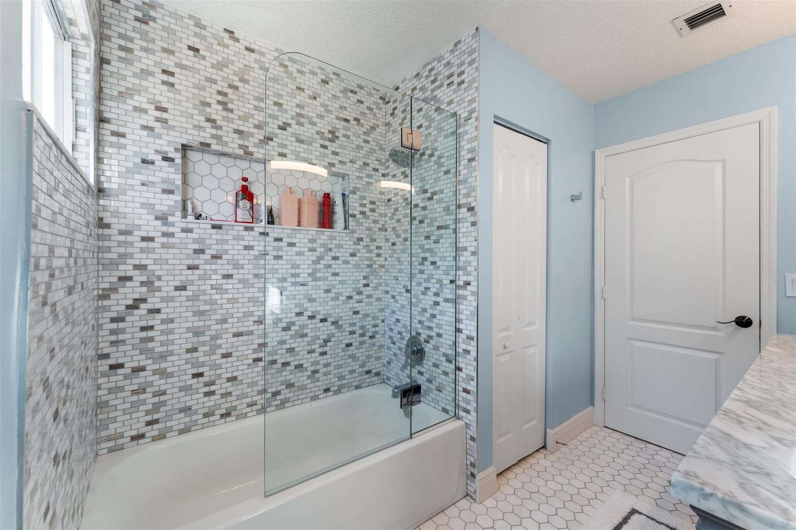 19452 SW 68th Street, Pembroke Pines, FL 33332 photo 6