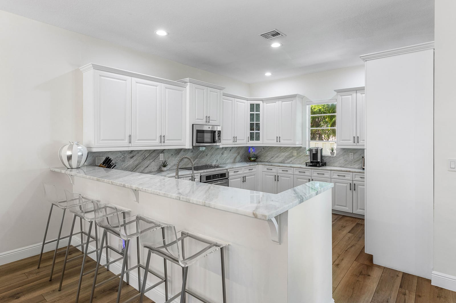 121 Via Poinciana Lane, Boca Raton, FL 33487 photo 14