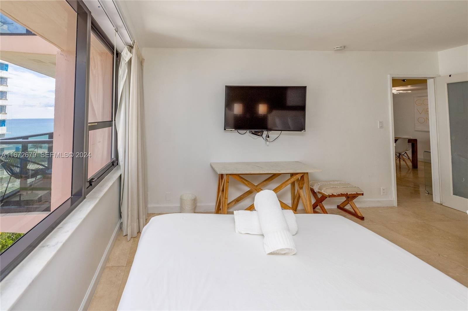 5225 Collins Avenue 1114 — photo 9