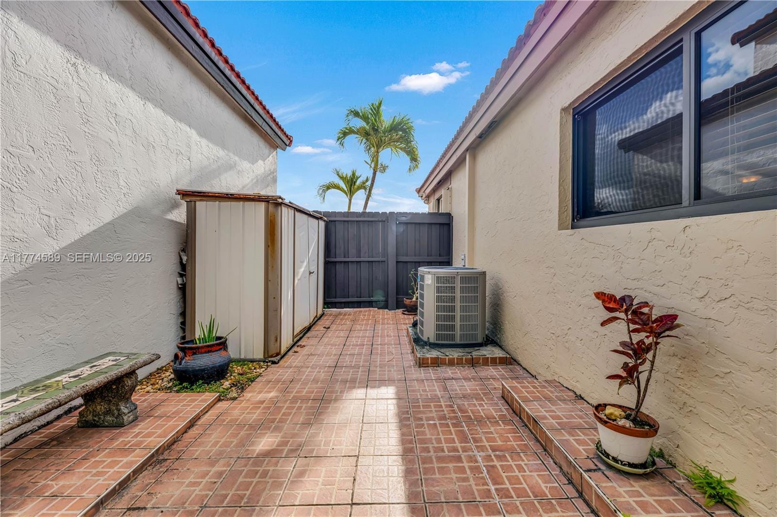8914 SW 5th Lane — photo 10
