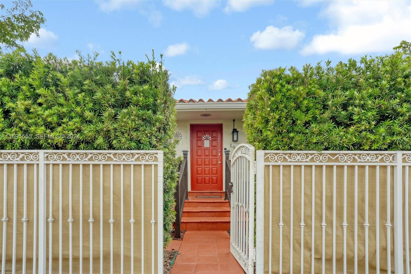 1900 SW 21st Avenue, Miami, FL 33145
