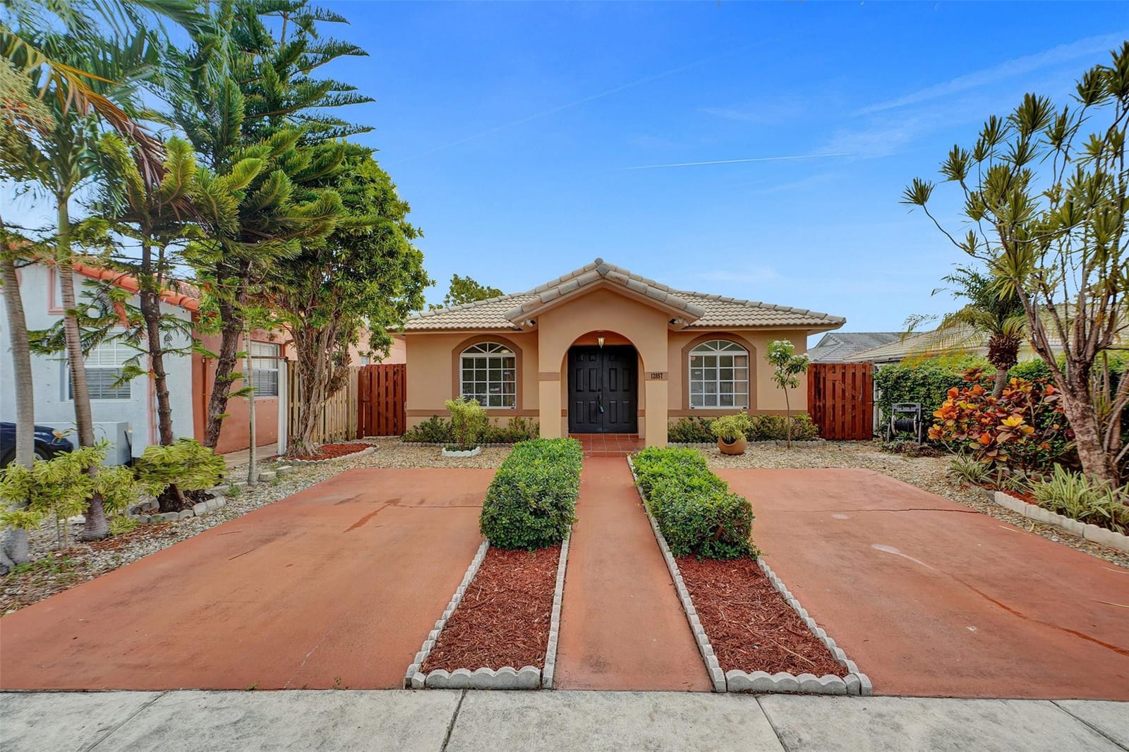 12857 NW 102nd Avenue, Hialeah, FL 33018